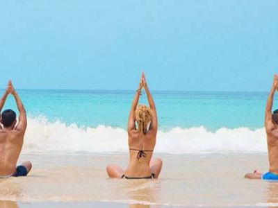 Thailand Yoga am Strand
